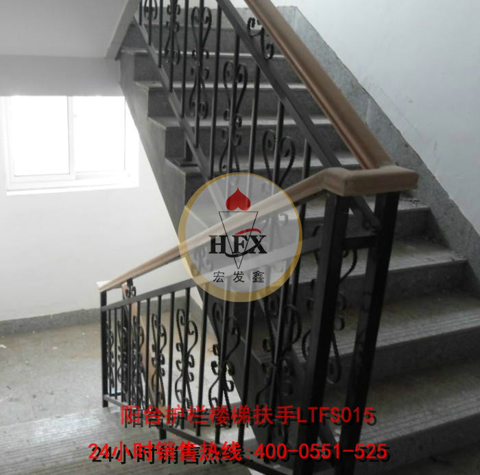 黑磨砂横杆竖杆棕色面管锌钢楼梯扶手工程展示