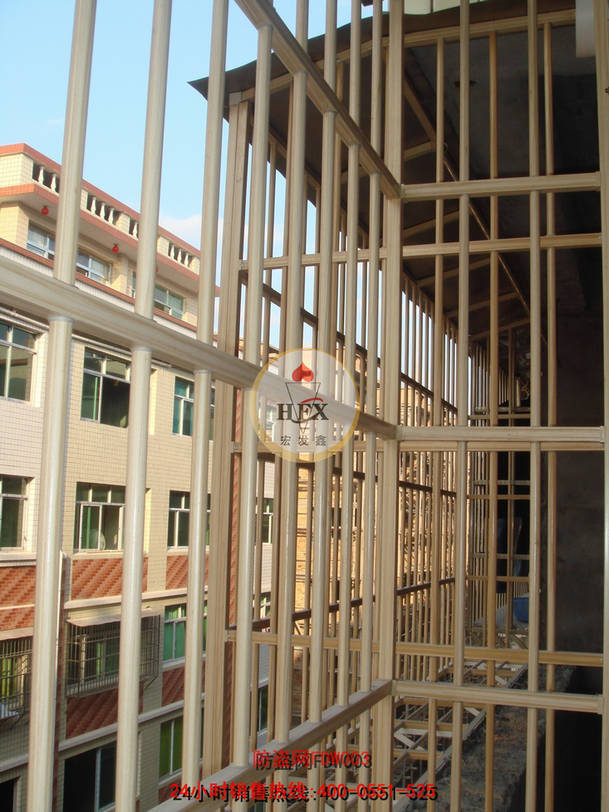 米白色锌钢防盗网工程展示